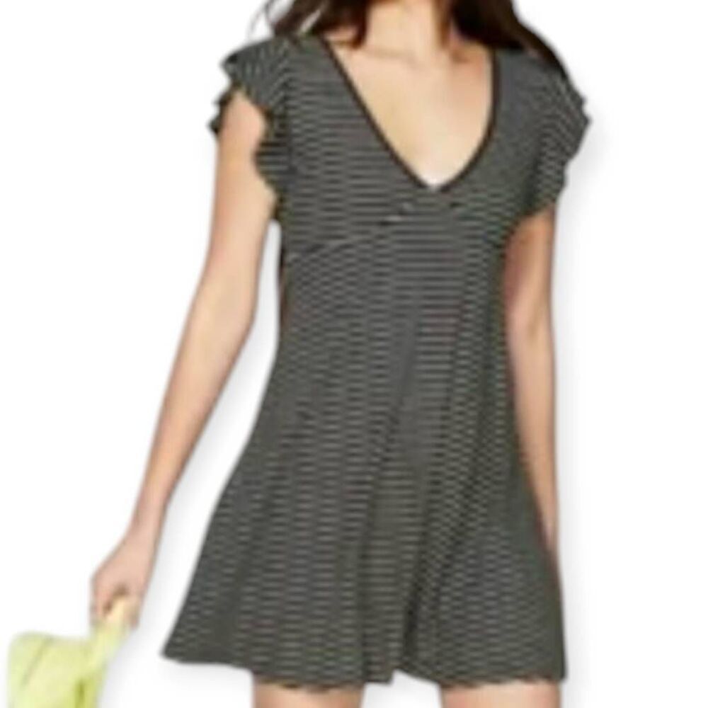 WILD FABLE BLACK & WHITE STRIPE DRESS SZ.L EUC